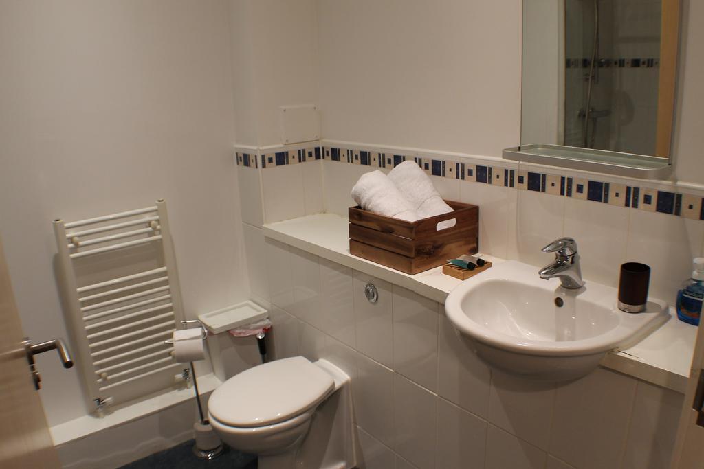 Apartment On Drybrough Crescent 3/6 Edinburgh Ngoại thất bức ảnh